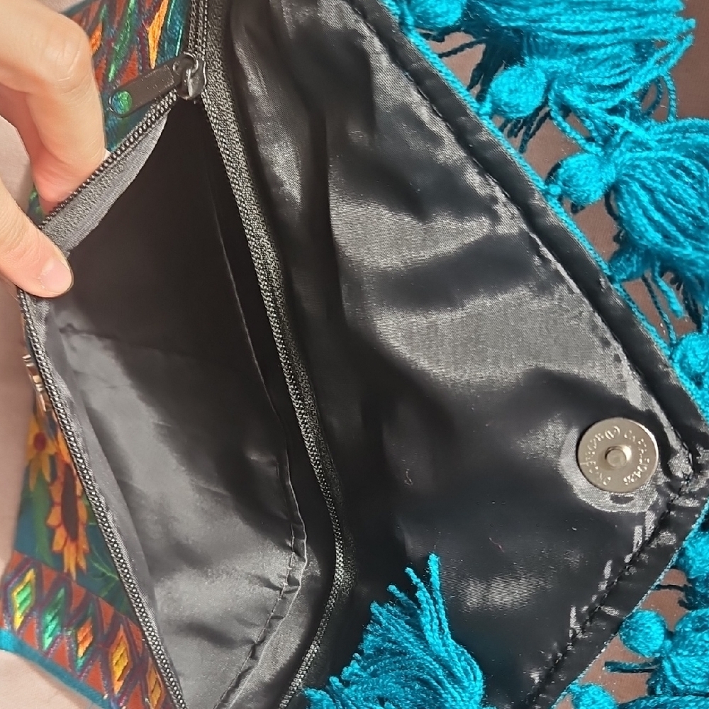 Colorful Embroidered Clutch - Picture 5 of 5